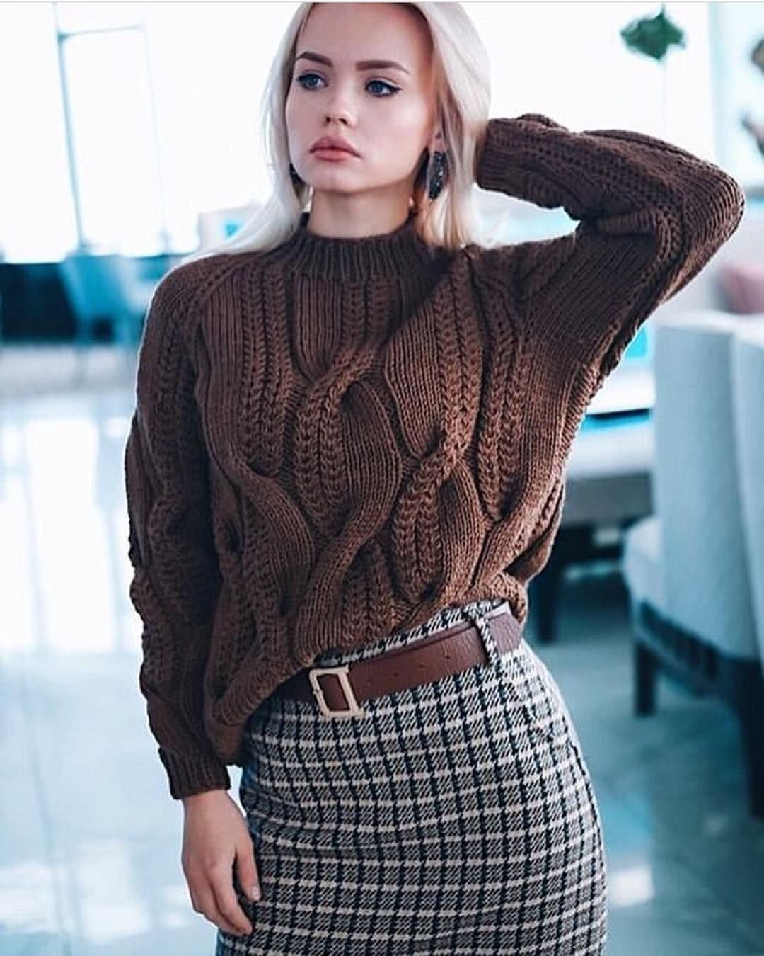 Вязаный свитер