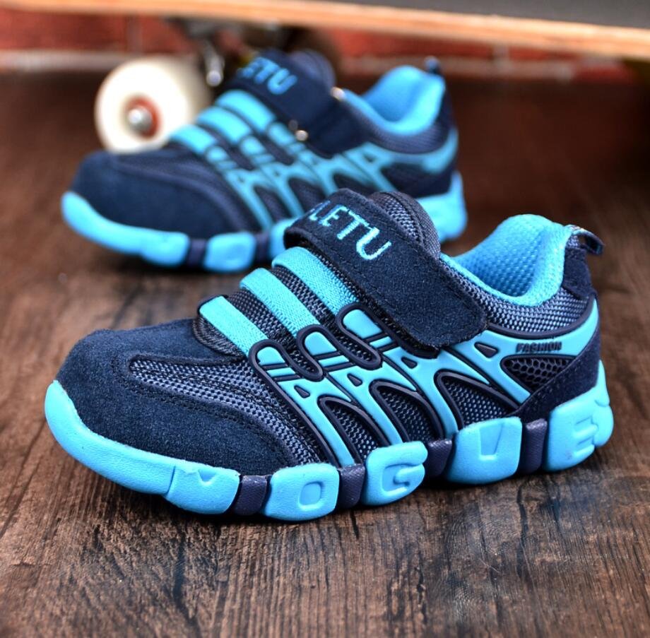 Модные кроссовки для мальчиков