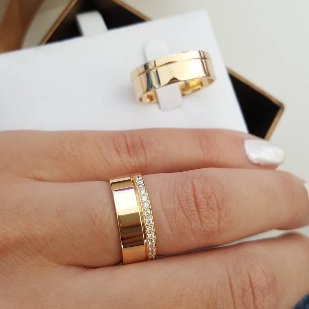 Обручальные кольца квадратной формы