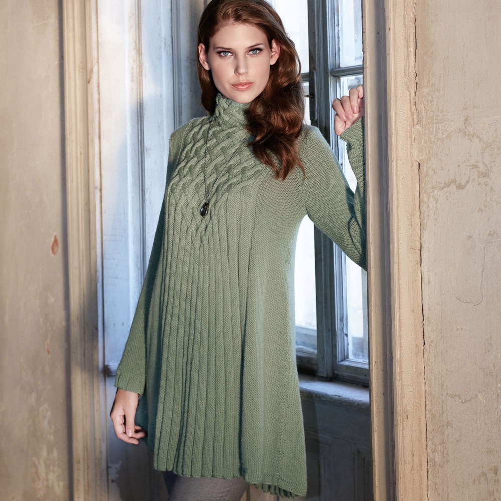 Современные вязаные платья спицами