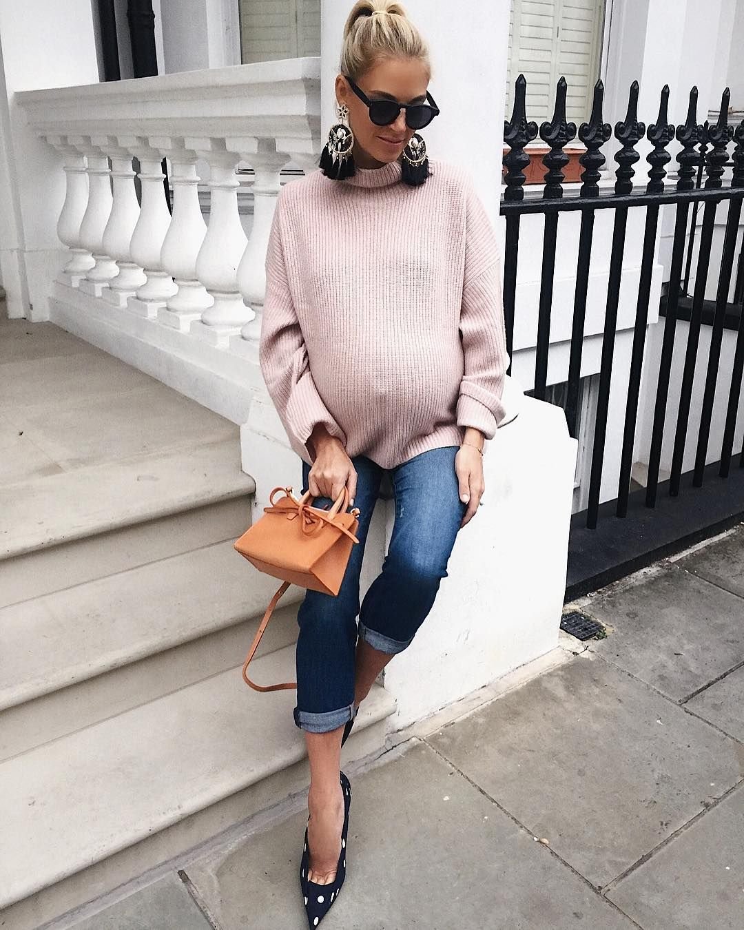 Стильные осенние образы для беременных