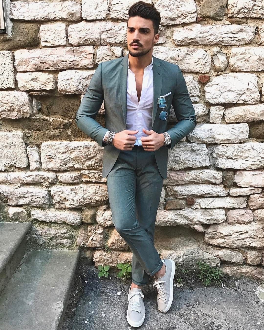 Костюм с кедами мужской