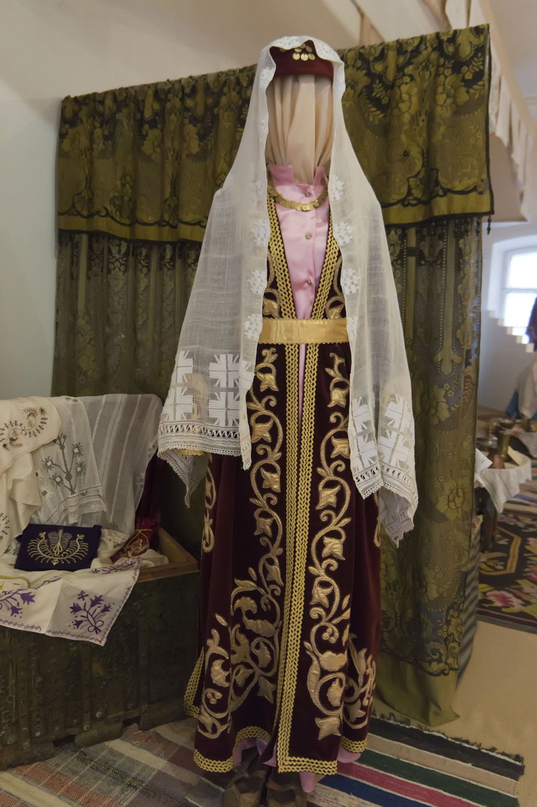 Национальный костюм крымских Татаров