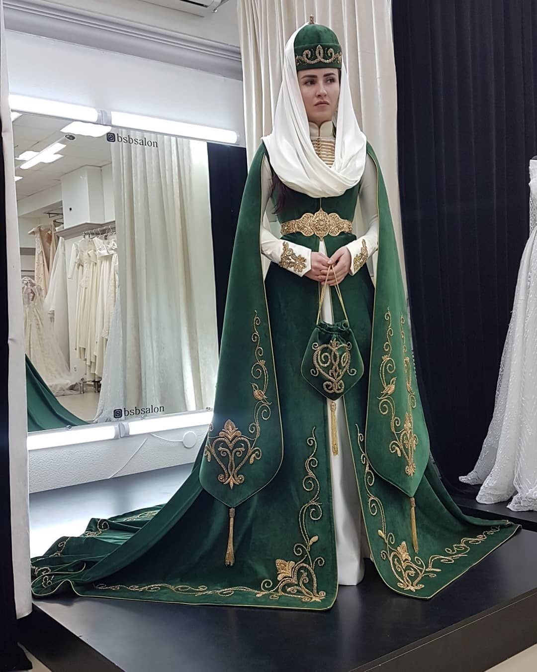 Крымскотатарский национальный костюм