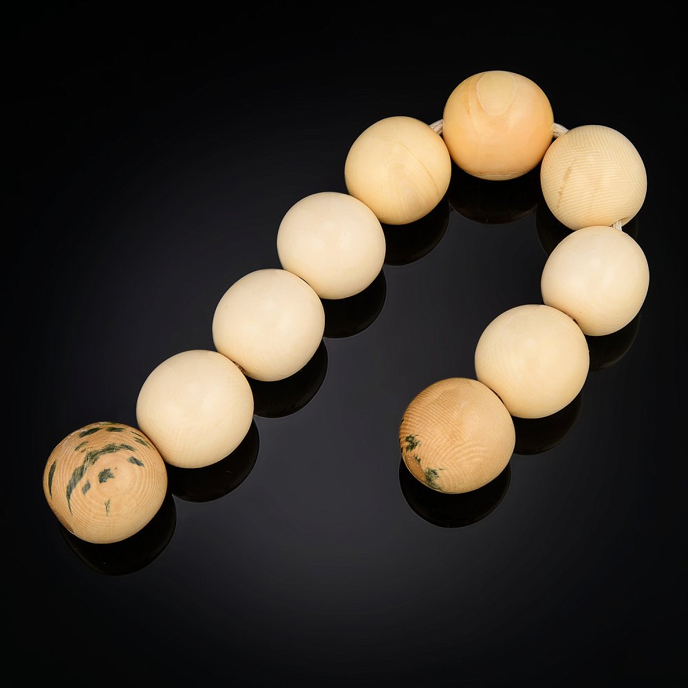 Украшения из бивня мамонта