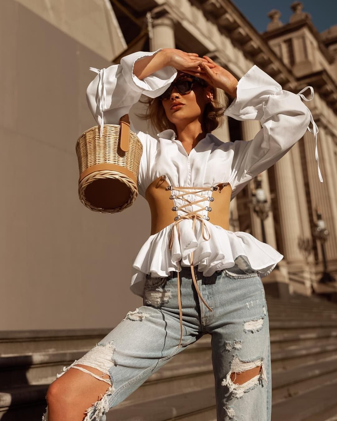 Образы с корсетом