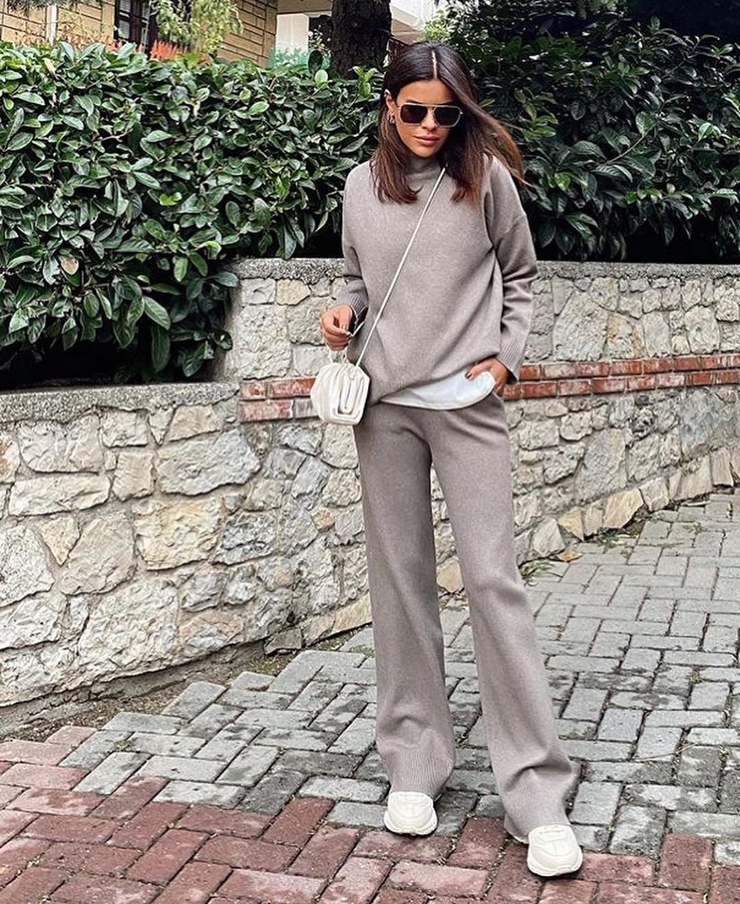 Костюм женский