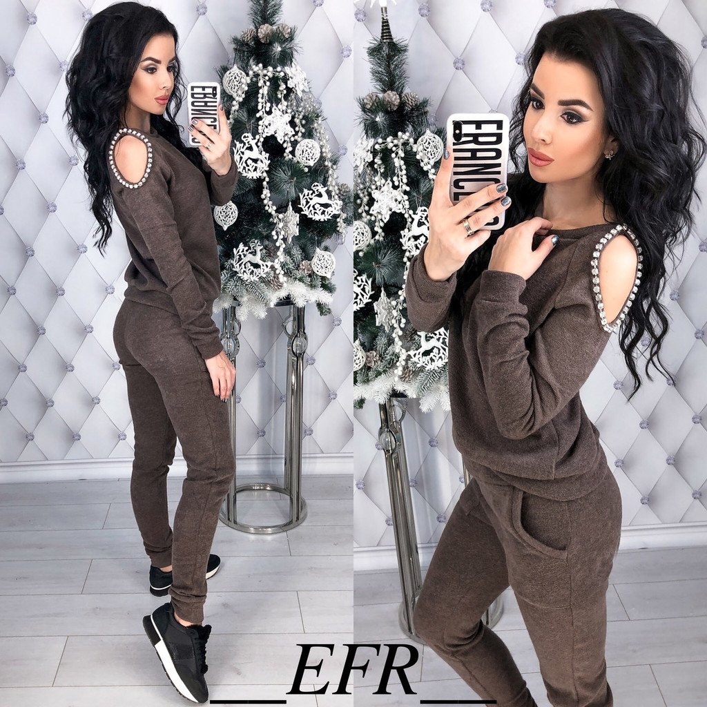 Спортивный костюм женский модный