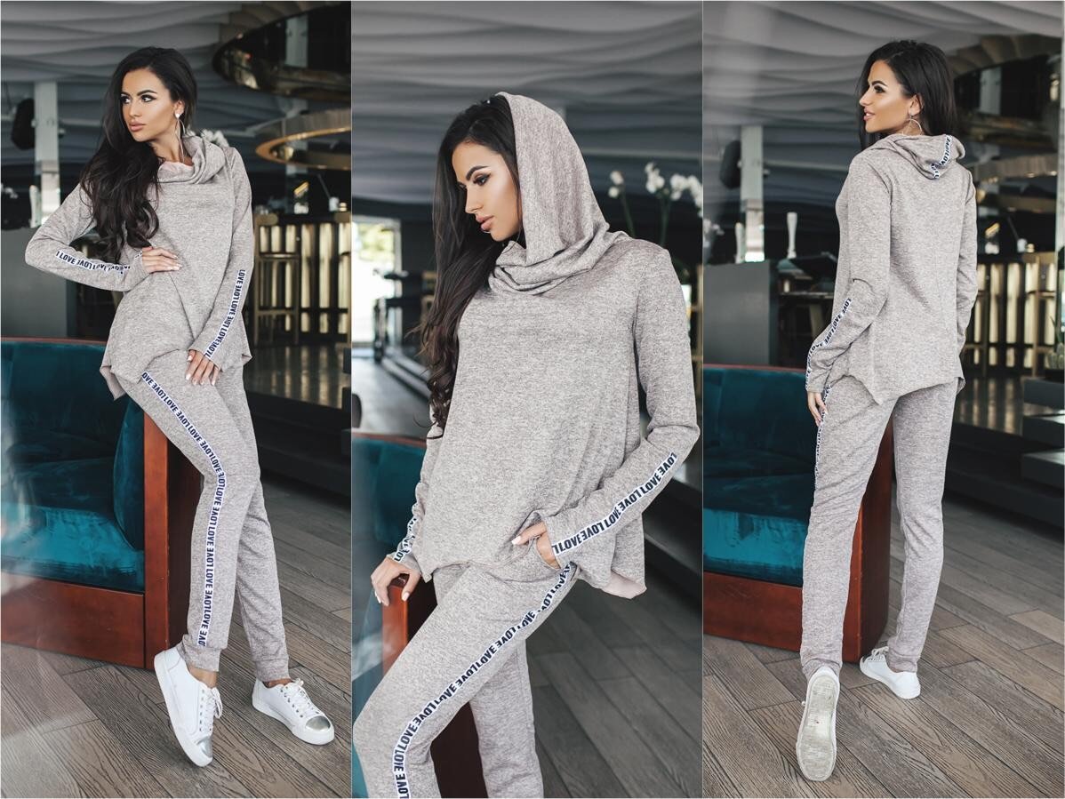 Желтый спортивный костюм женский