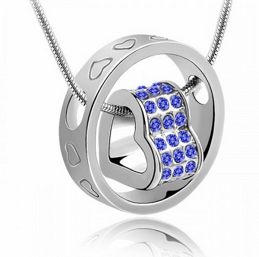 Подвеска на шею с камнем