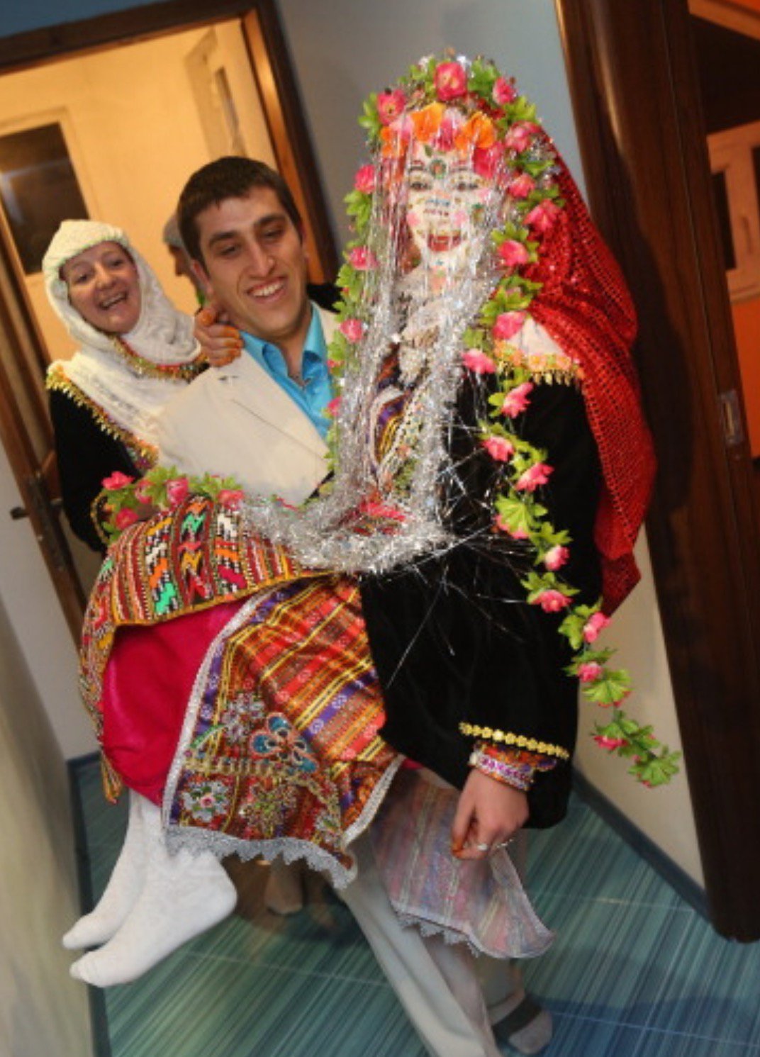 Еврейка в национальном костюме