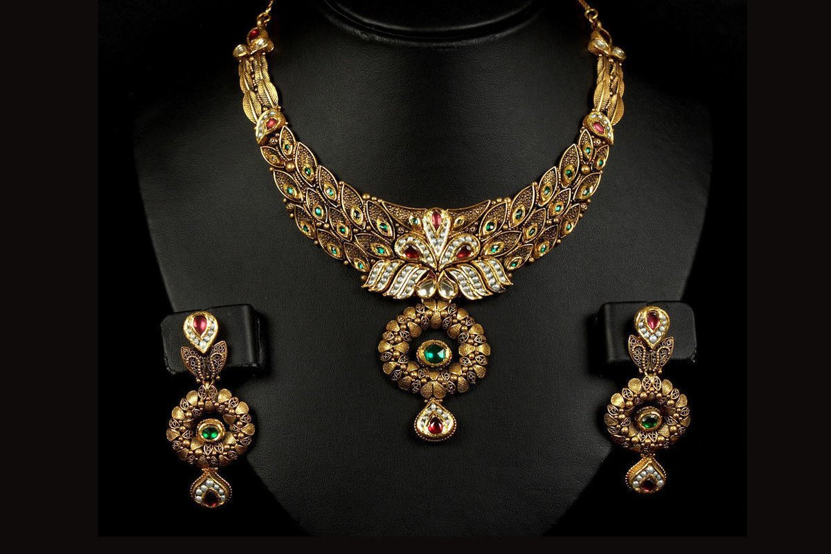 Золотые украшения