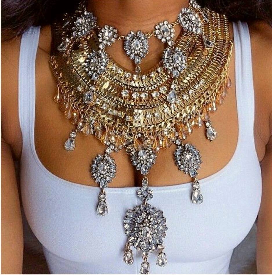 Крупные украшения