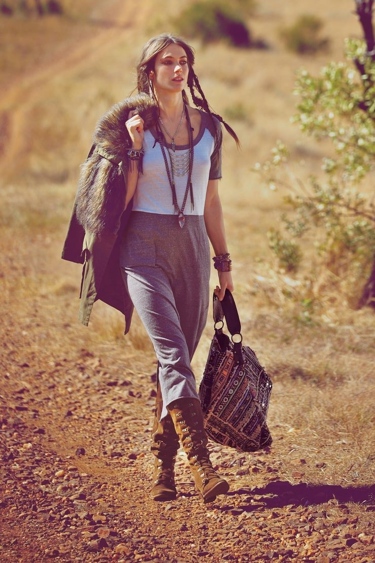Стиль хиппи в одежде 2022