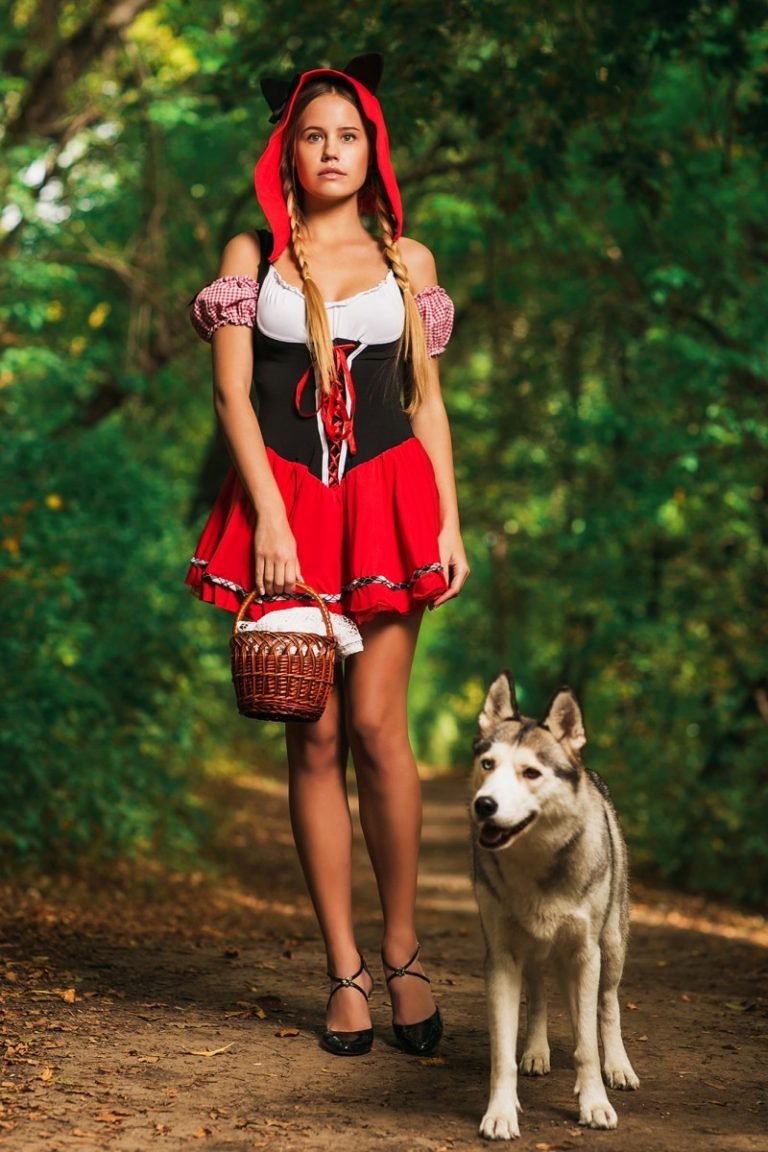 Красная шапочка Анна Ивженко