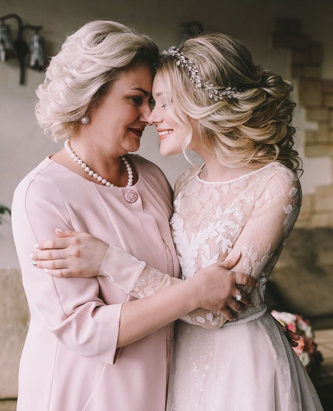 Платье на свадьбу для мамы жениха