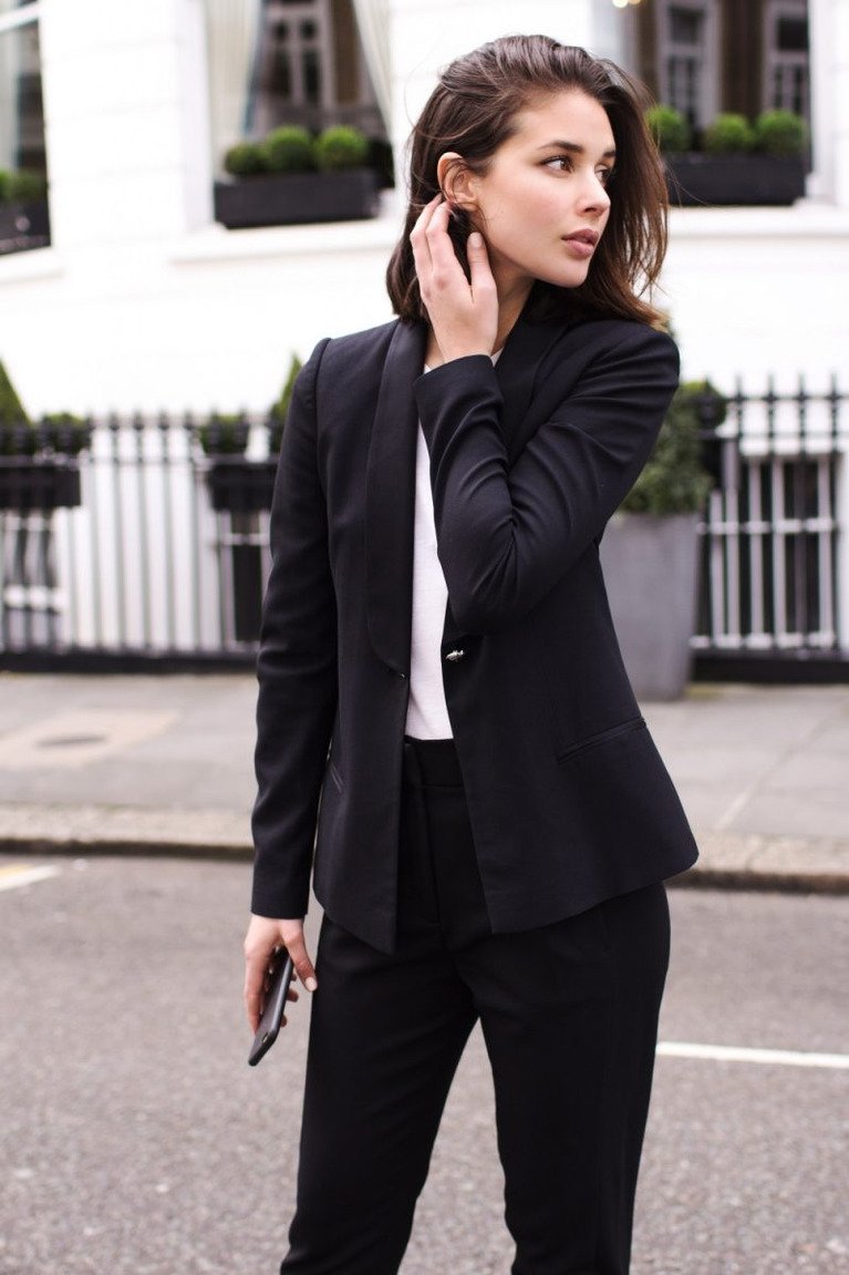 Классическое платье