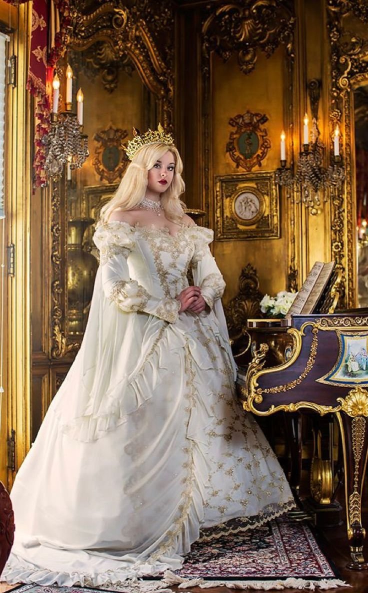 Хюррем Султан либослари