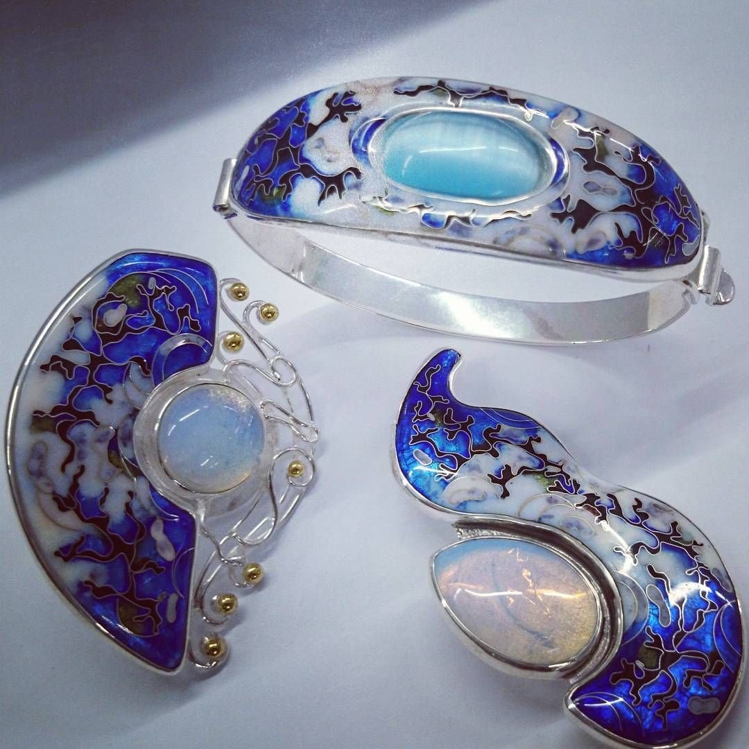 Финифть браслет иней