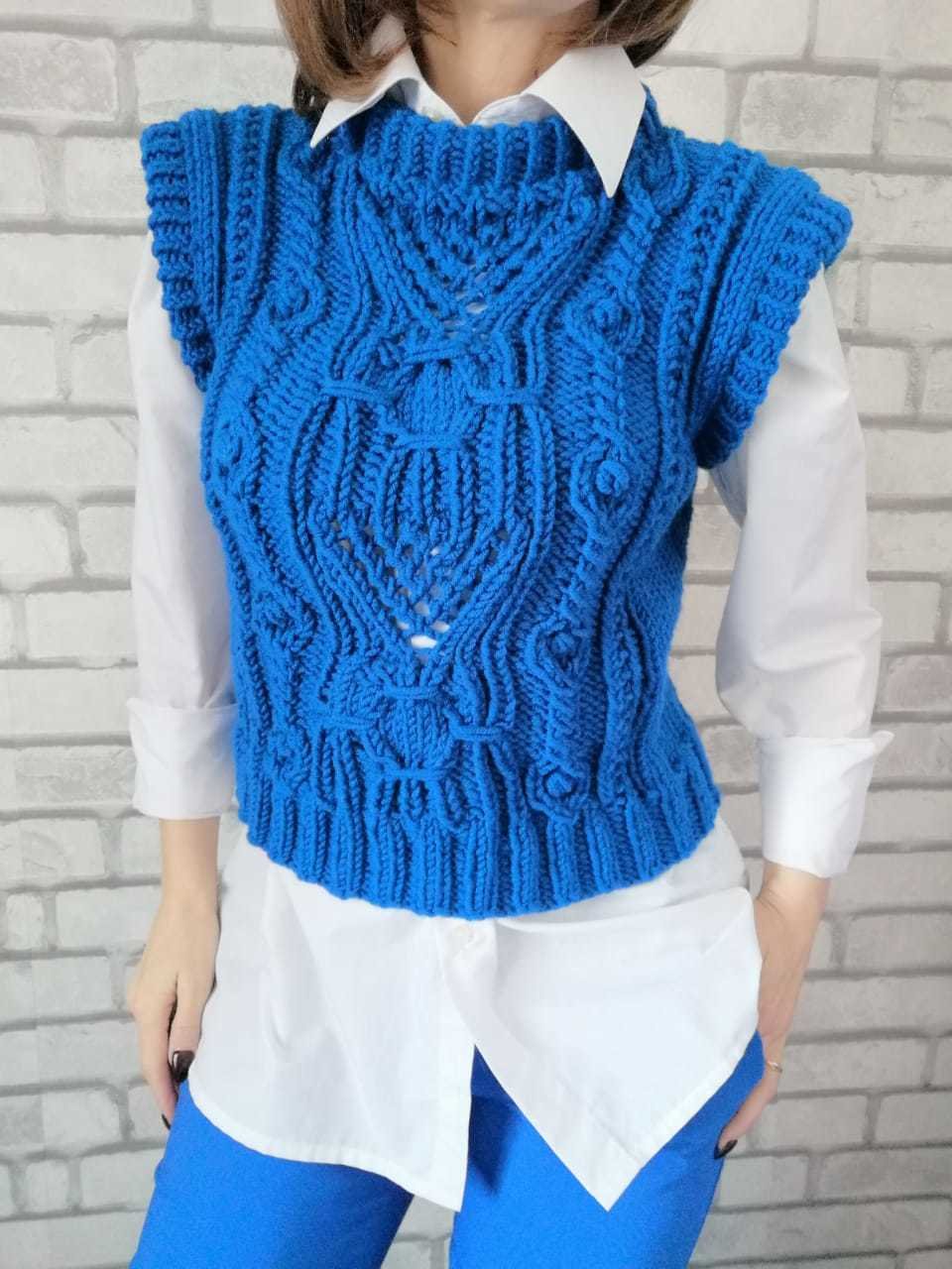 Жилет бершка вязаный