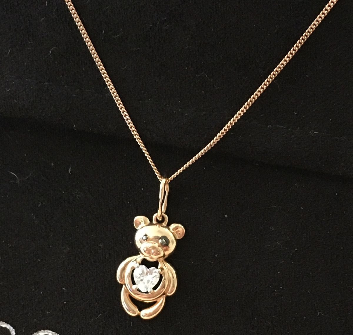 Золотая подвеска "Медвежонок"