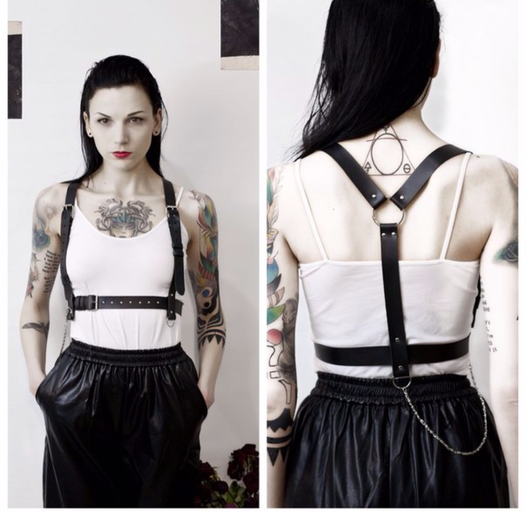 Портупея с рубашкой и юбкой