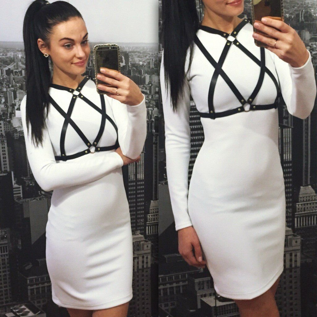 Платье с портупеей