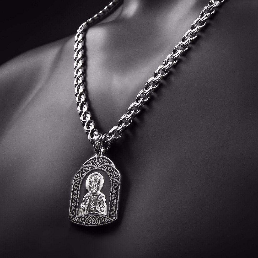 Икона маленькая карманная чтобы в руке помещалась