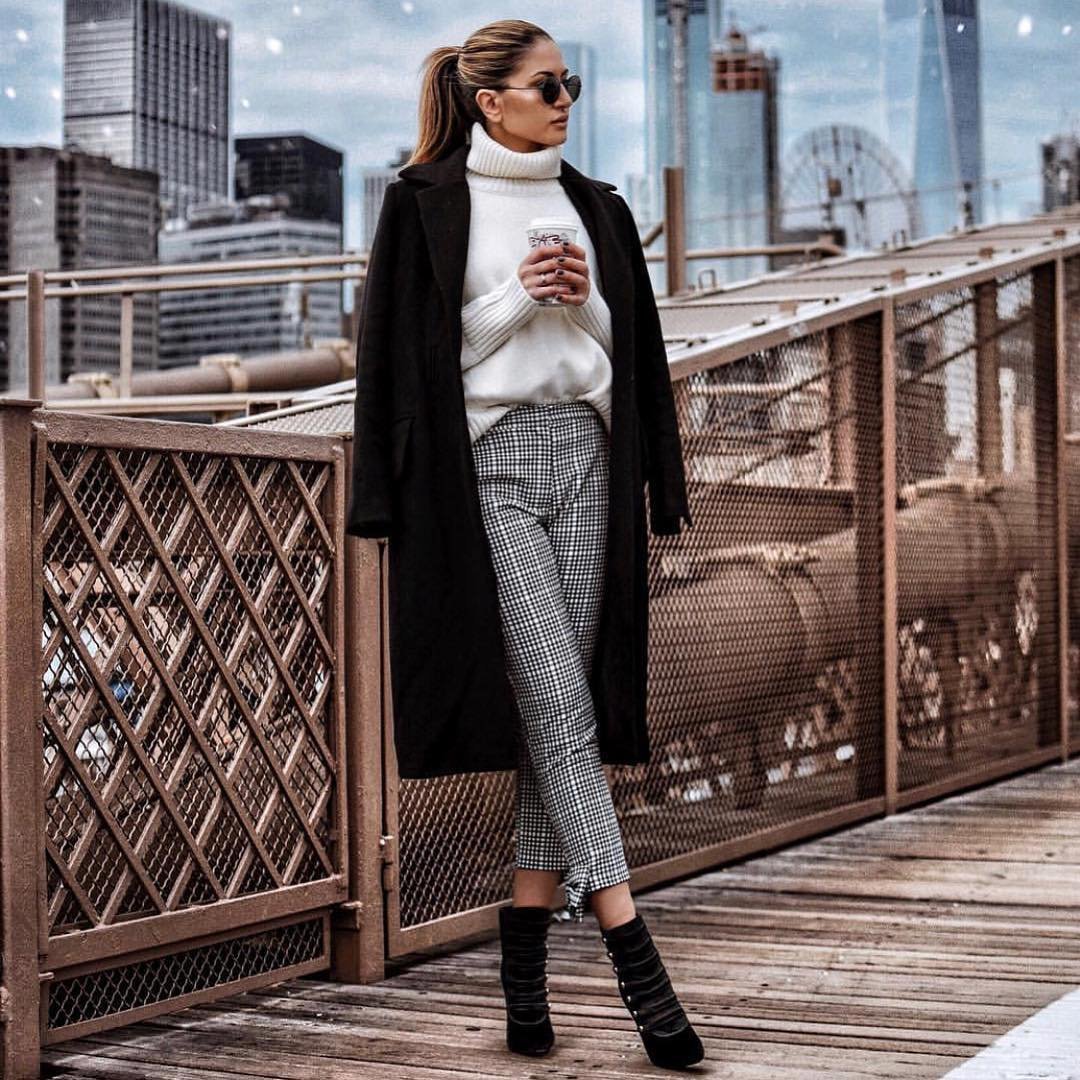 Образы с белой рубашкой оверсайз