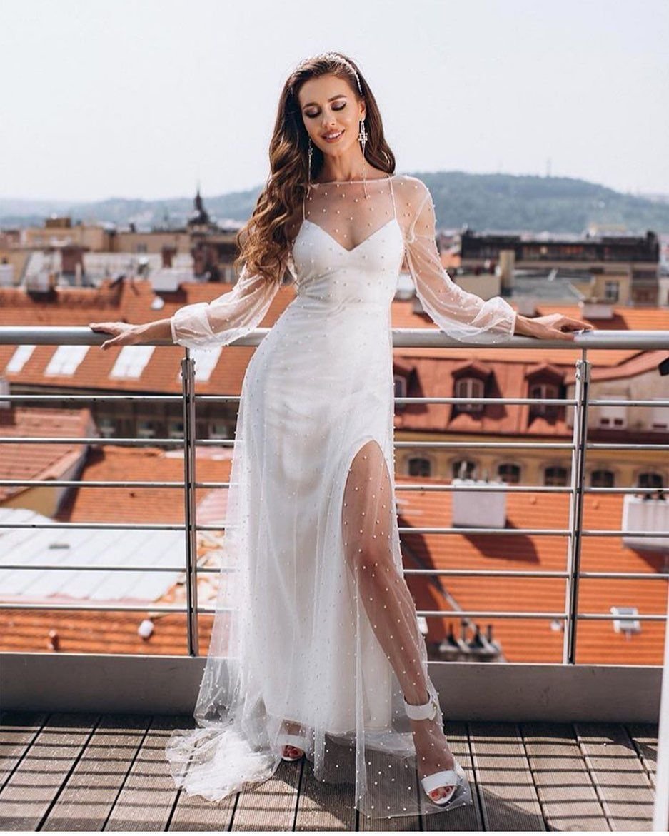 Белое длинное платье