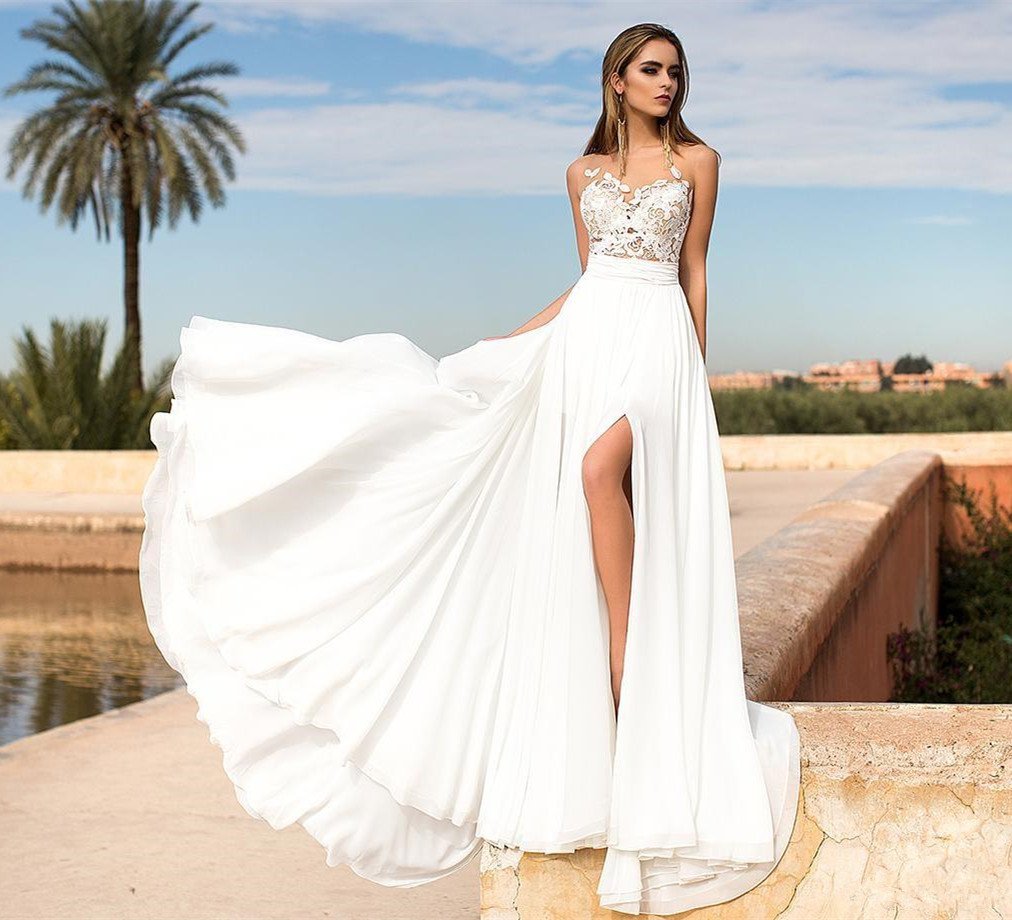 Свадебное платье с разрезом