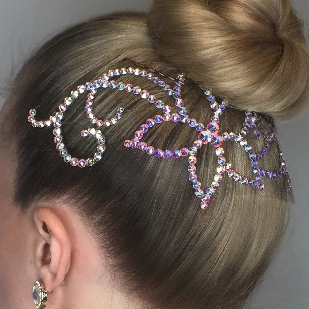 Украшения для волос гимнасток