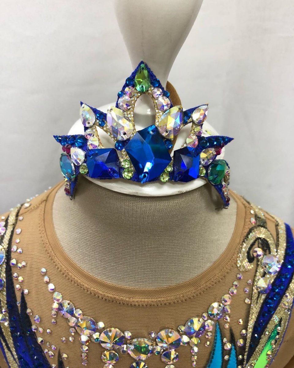 Украшение на пучок для художественной гимнастики