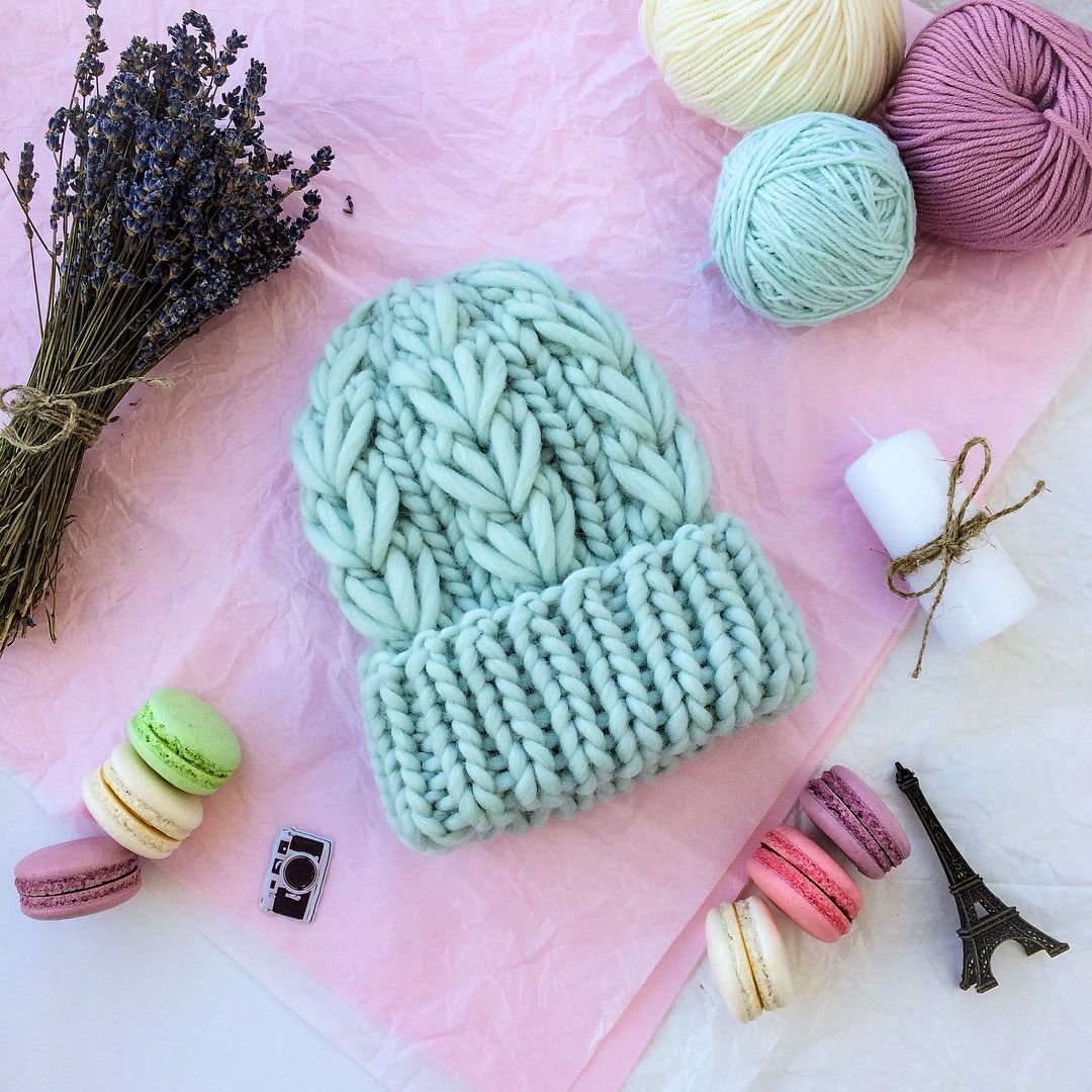 Вязаные игрушки для новорожденных