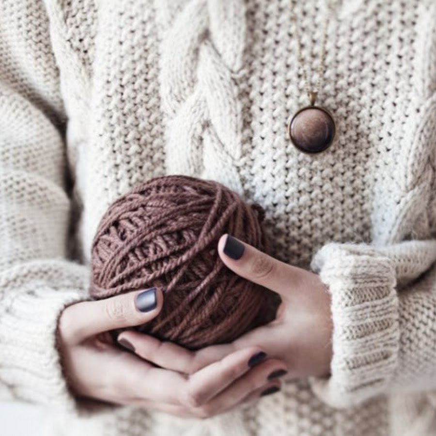 Комплект шапка шарф и варежки спицами