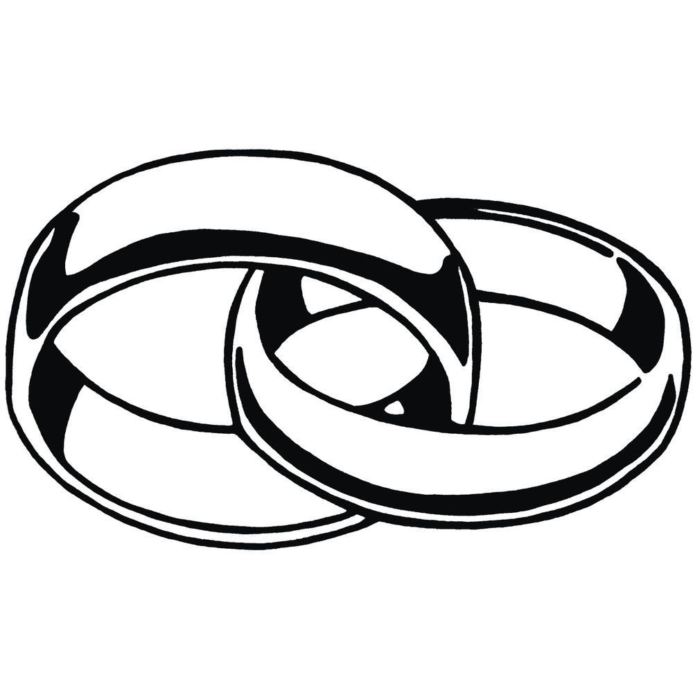 Обручальные кольца на черном фоне