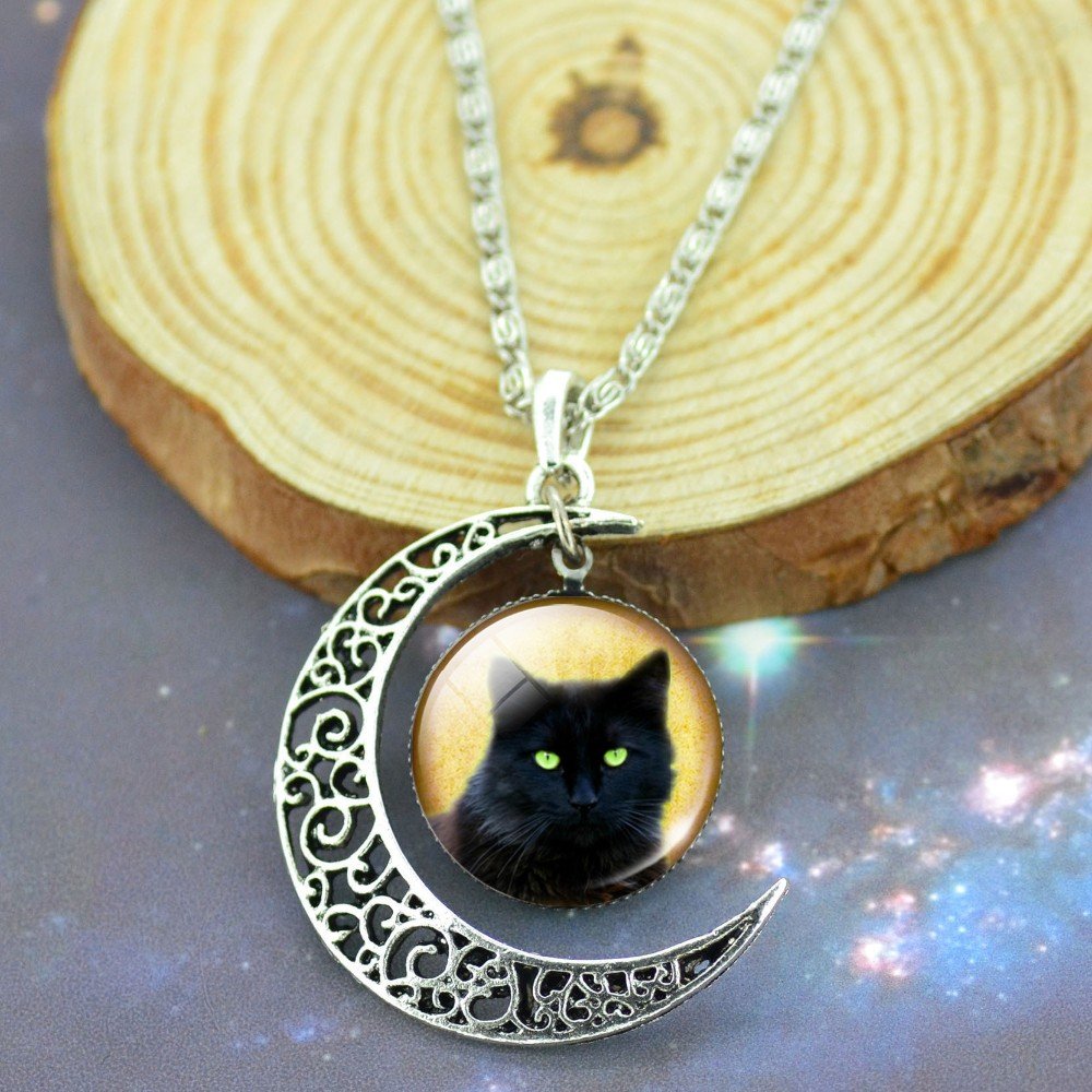 Амулеты красивые животные