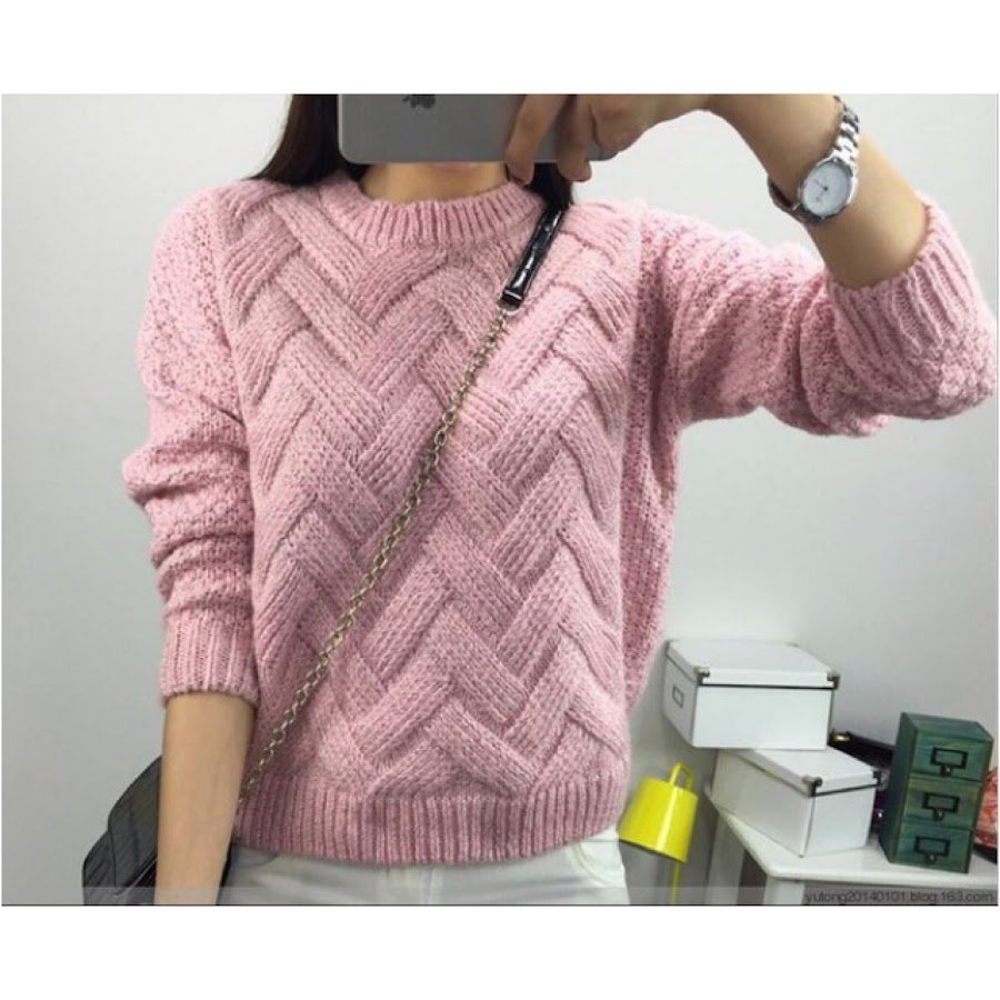 Вязаный свитер