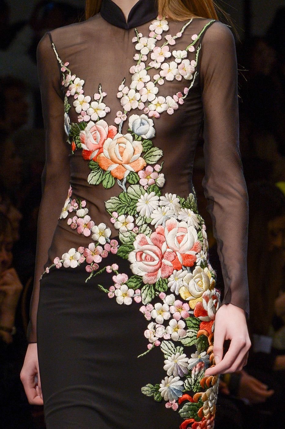 Вышивка на одежде