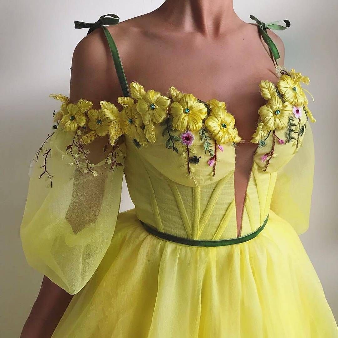 Платье из цветов