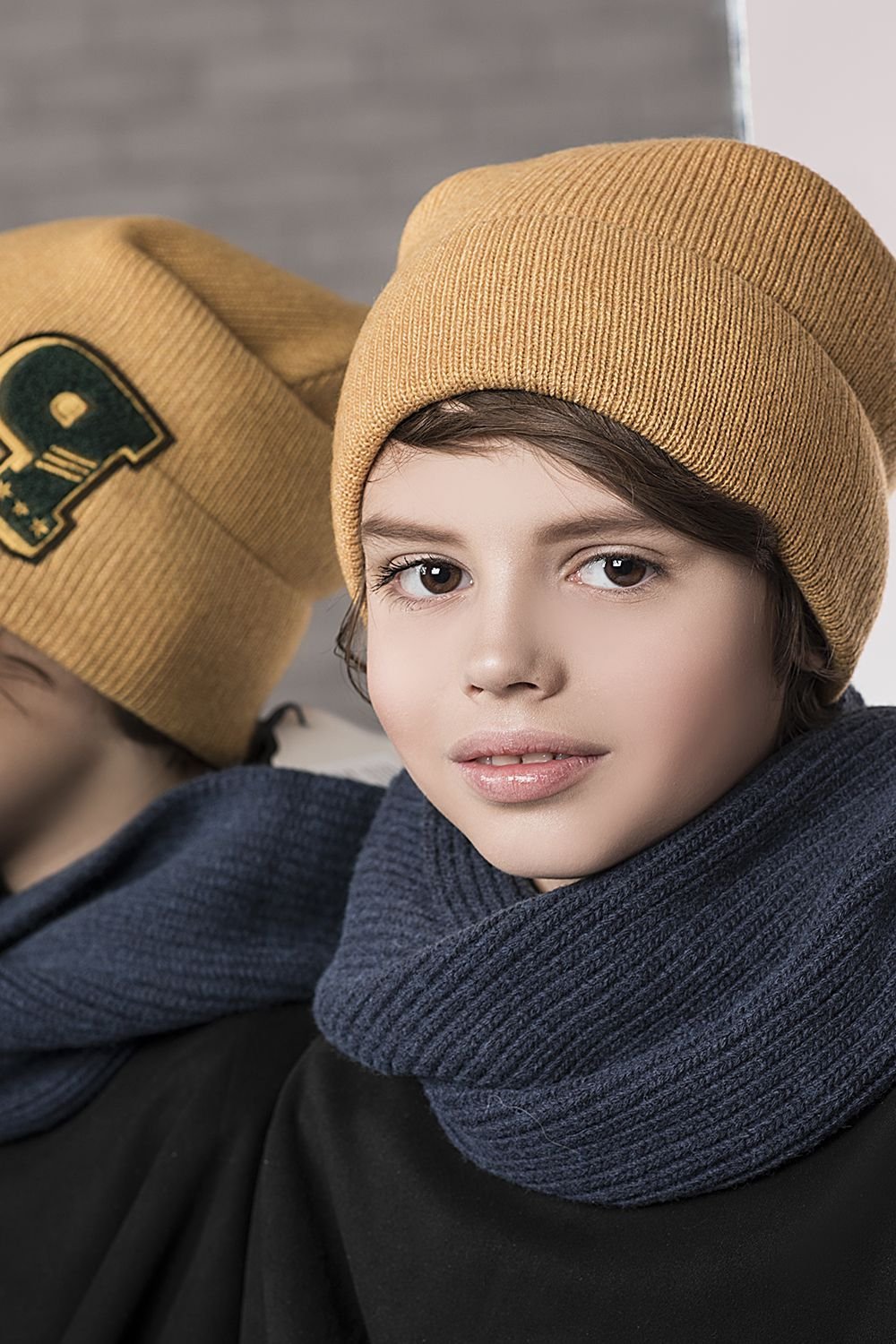 Шапка и шарф для мальчика зимняя