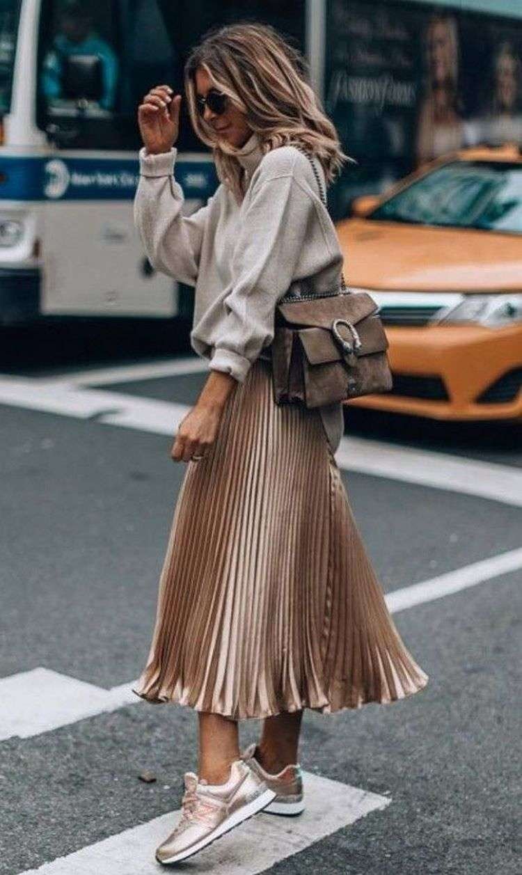 Образы с юбкой плиссе
