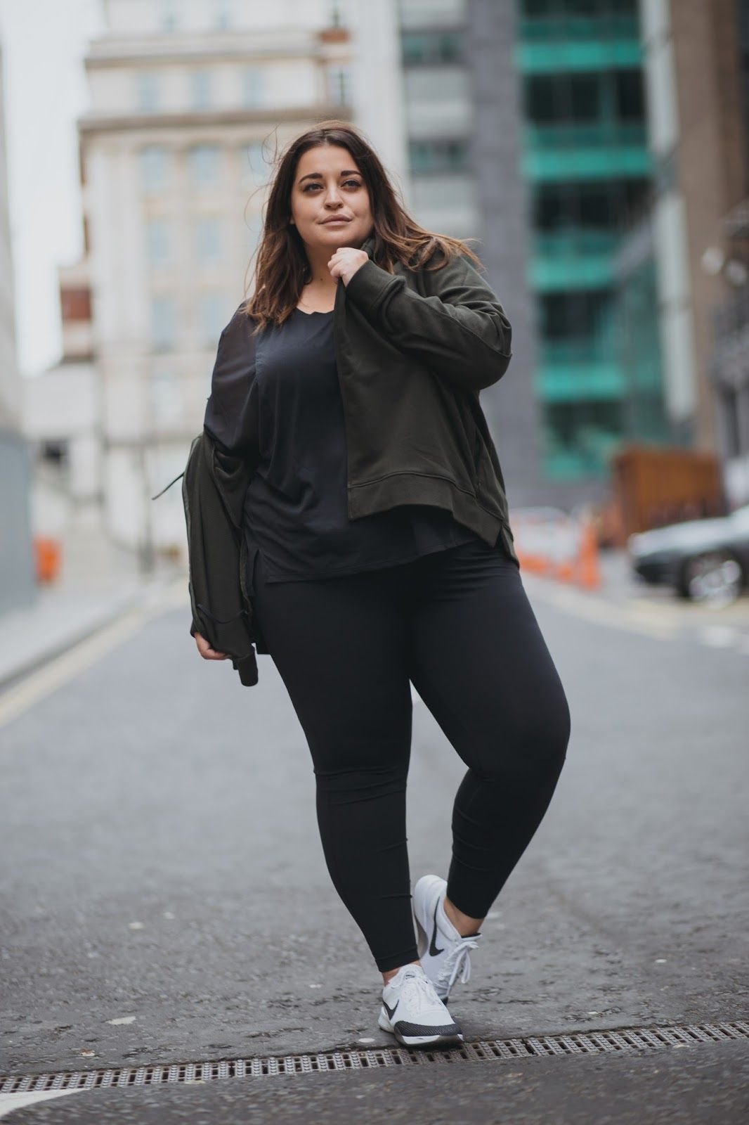 Спортивный образ для девушки