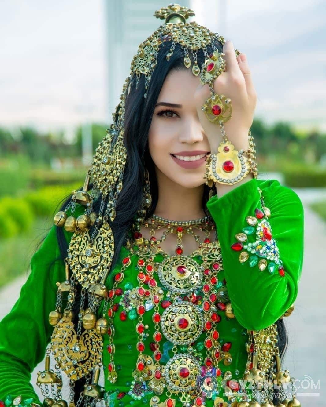 Сельби Таганова