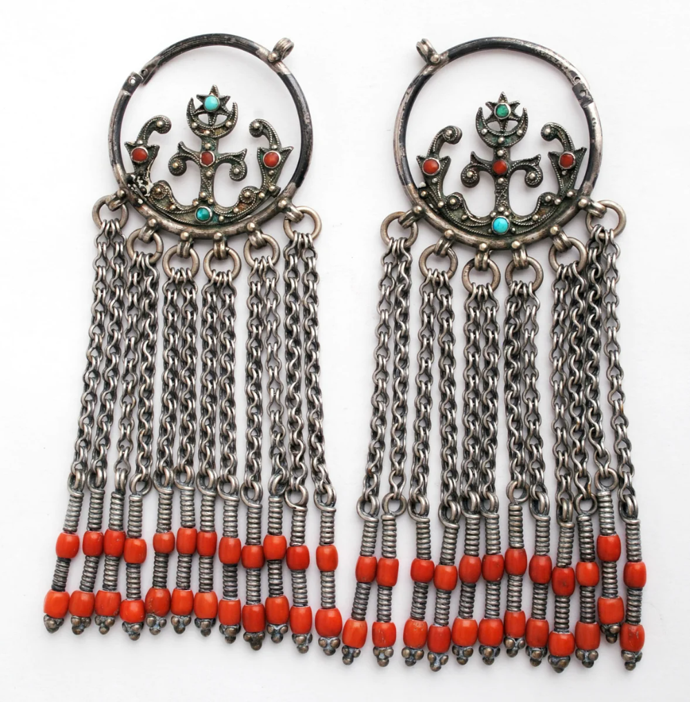 Якутские колье из бисера