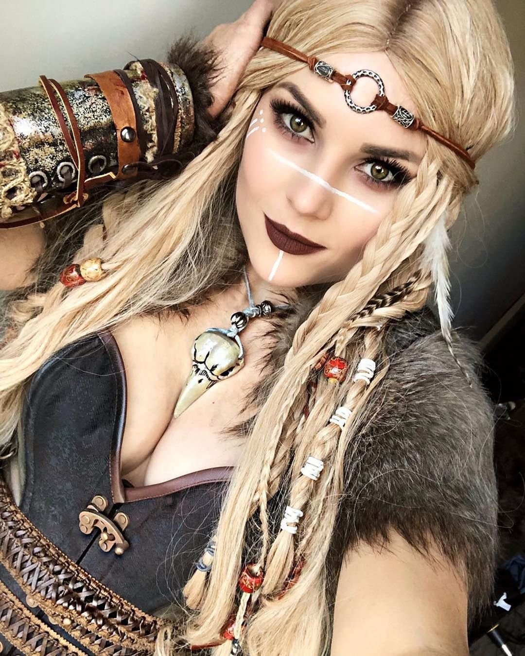 Валькирия Хельга косплей