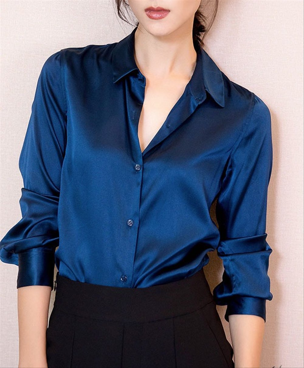 Шелковая рубашка