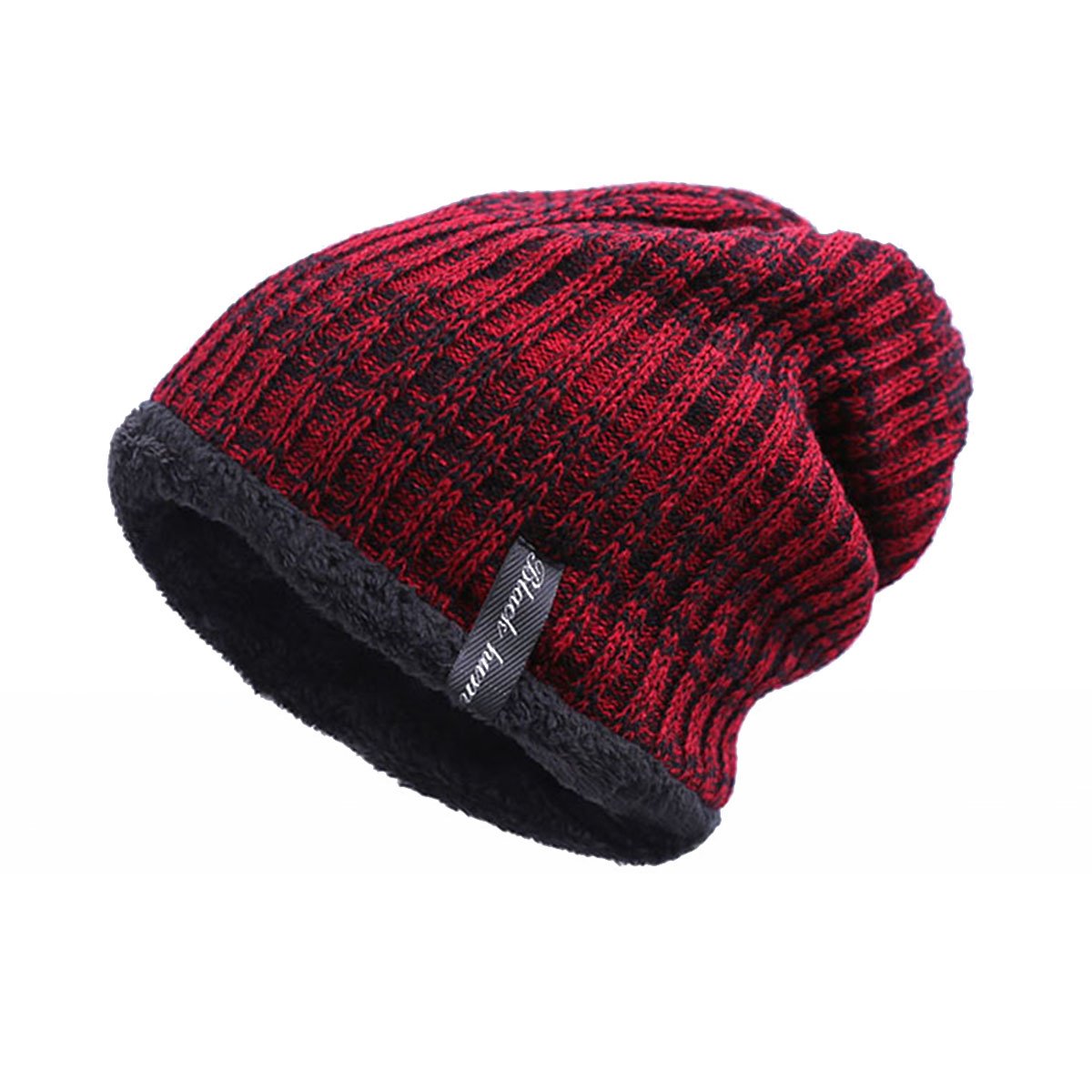 Красная вязаная шапка мужская