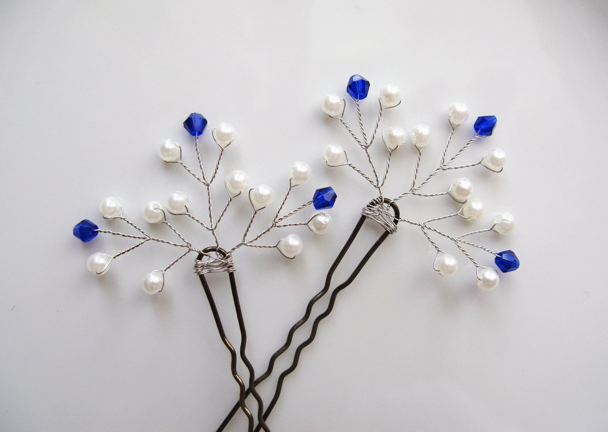 Украшение для волос из бусин