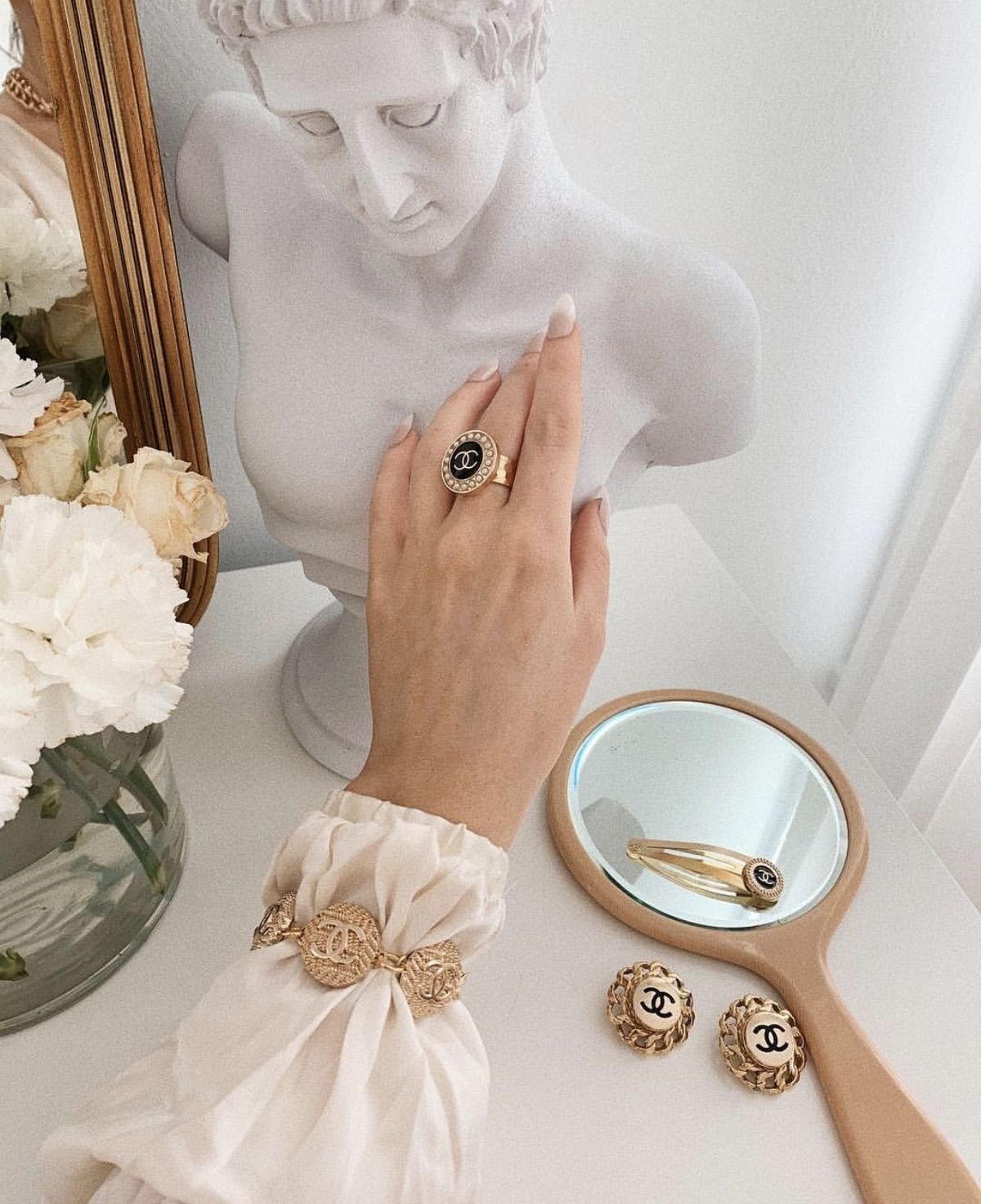 Ювелирные изделия Эстетика